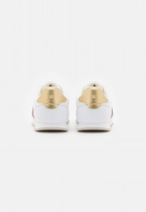 Tommy Hilfiger ESSENTIAL RUNNER Trainers white ESSENTIAL RUNNER — Кроссовки белый