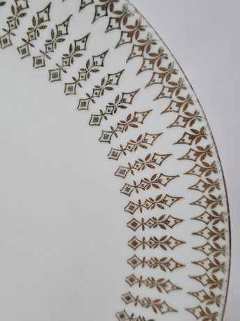 Чайное трио винтажное Winterling Kirchenlomitz Bavaria, белый фарфор с цветочным рисунком и обильной позолотой, Германия, 1960-70гг.