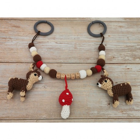 SindiBaba® Kinderwagenkette Reh AUDREY gehakelt mit Rasseln Коляска-цепочка олень ОДРИ связана крючком с погремушками