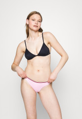 Tommy Hilfiger CHEEKY HIGH LEG Bikini bottoms iconic pink CHEEKY HIGH LEG Плавки бикини культовый розовый
