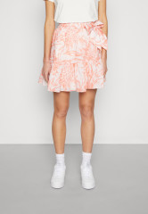 Tommy Hilfiger VOILE PRINTED KNEE SKIRT Mini skirt pineapple island/sunset peach ЮБКА ДО КОЛЕНА С ПРИНТОМ Мини-юбка ананасовый остров/персиковый закат