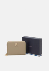 Tommy Hilfiger TH CHIC MED ZA Wallet beige TH CHIC MED ZA Кошелек бежевый