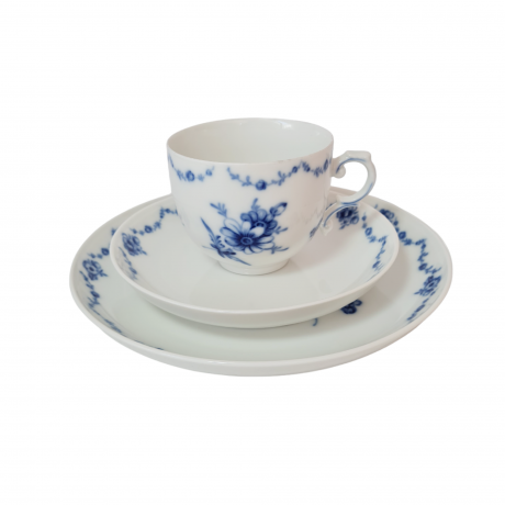 Кофейное трио винтажное Lottine, белый фарфор с розами в сине-голубых тонах, 9,5 x 6,5 см / 14 см / 18 см, Германия, 1960-70гг.