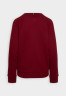 Tommy Hilfiger 1985 MINI CORP LOGO Sweatshirt rouge ЛОГОТИП MINI CORP 1985 – Свитер румяна