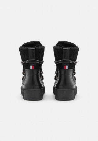 Tommy Hilfiger MONOGRAM Lace-up ankle boots black MONOGRAM Ботильоны на шнуровке черный