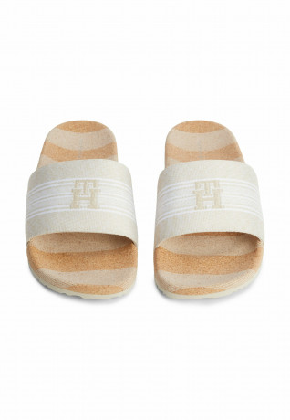 Tommy Hilfiger MONOGRAM WEBBING Pool slides light sandalwood MONOGRAM WEBBING Шлепанцы для бассейна светлое сандаловое дерево