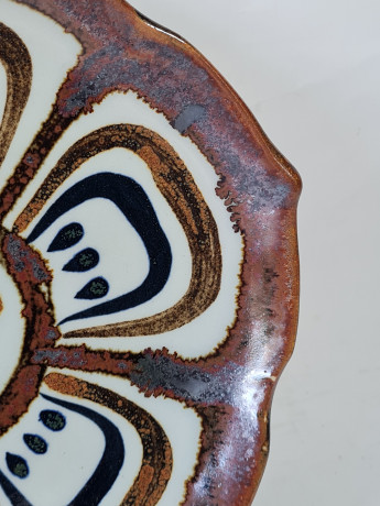 Тарелка винтажная El Palomar, Guadalajara, черно-коричневая керамика, 21 x 3 см, Мексика, 1960-70гг.