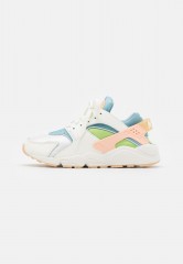 Nike Sportswear AIR HUARACHE SE OOO Sneaker low sail/arctic orange/worn blue/vivid green/white onyx/black AIR HUARACHE SE OOO кроссовки женские низкие парус/арктический оранжевый/потертый синий/ярко-зеленый/белый оникс/черный