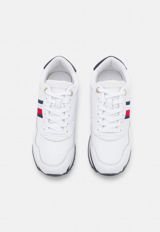 Tommy Hilfiger ESSENTIAL WEBBING RUNNER Trainers white ESSENTIAL WEBBING RUNNER — Кроссовки белый