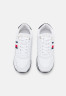 Tommy Hilfiger ESSENTIAL WEBBING RUNNER Trainers white ESSENTIAL WEBBING RUNNER — Кроссовки белый