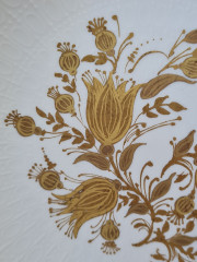 Тарелка винтажная Rosenthal, белый фарфор с золотым растительным рисунком, 18,5 x 4 см, Германия, 1960-70гг.