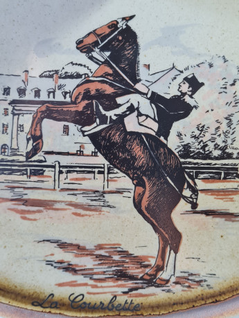 Фруктовница винтажная большая Gres de l'Arnon с деревянной палкой в центре, керамика, 30 см, Франция, 1960-70гг.