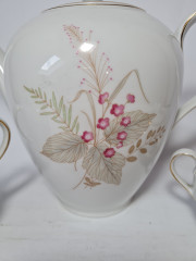 Zeh Scherzer Bavaria Фарфоровый набор для чая "Розовые цветы": Чайник, сахарница, молочник, Германия, 1960-70гг.