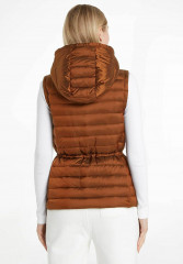 Tommy Hilfiger Waistcoat cognac жилет коньяк