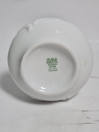 Ваза винтажная Royal KPM Bavaria, ручная работа, фарфор, 16 см, Германия, 1970-80гг.