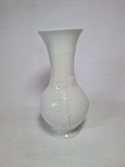 Royal Bavaria KPM Белая фарфоровая ваза с фактурным узором, 19 x 8,5 см, Германия, 1960-70гг.