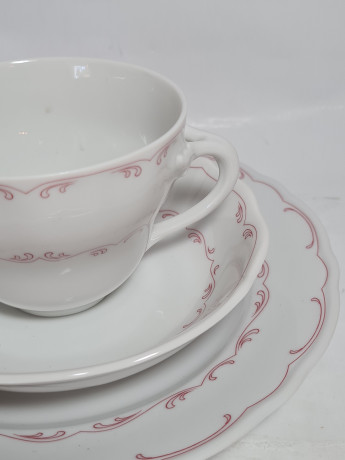Чайное трио винтажное Bavaria, бело-красный декор, фарфор, Германия, 1960-70гг.