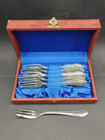 Набор столовых приборов GAM 100, в заводской коробке с замочком, серебро, десертная вилка - 6 шт., 18 х 11 см, Германия, 1970-80гг.