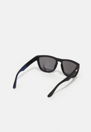 Tommy Hilfiger UNISEX Sunglasses matte black солнцезащитные очки УНИСЕКС матовый черный