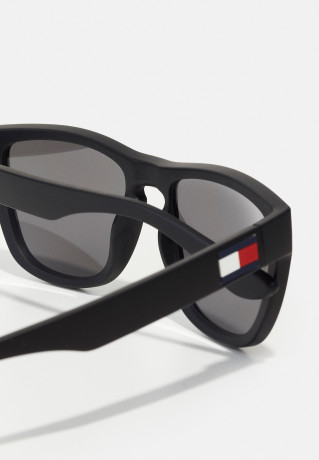 Tommy Hilfiger UNISEX Sunglasses matte black солнцезащитные очки УНИСЕКС матовый черный