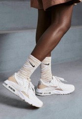 Nike Sportswear AIR MAX EXCEE Sneaker low rose  AIR MAX EXCEE Низкие кроссовки женские Роза