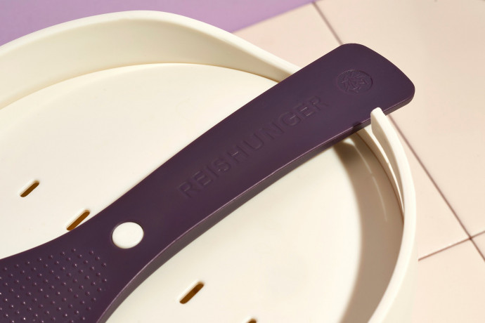 Reishunger Reishunger Reiskocher Mikrowellen Reiskocher, 1,7 Liter, Einfach zu reinigen spulmaschinengeeignet Рисоварка Reishunger Микроволновая рисоварка, 1,7 литра, легко чистится, можно мыть в посудомоечной машине