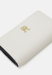 Tommy Hilfiger TIMELESS MED BI FOLD Wallet weathered white TIMELESS MED BI FOLD Бумажник выветрившийся белый
