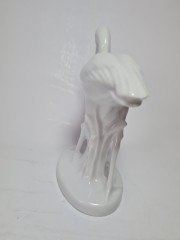 CLUB Фарфоровая статуэтка "Цапля", Румыния,  13см х 9см, 1960-70гг.  