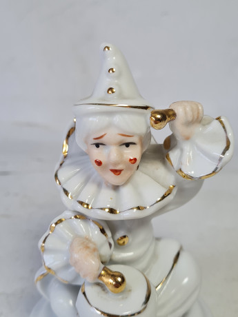 Фигурка винтажная Im Stil Limoges "Белый клоун с барабаном", фарфор, 11 x 6,5 см, Франция, 1960-70гг.