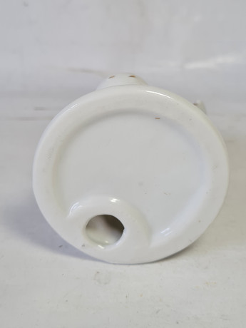 Фигурка винтажная Im Stil Limoges "Белый клоун с барабаном", фарфор, 11 x 6,5 см, Франция, 1960-70гг.