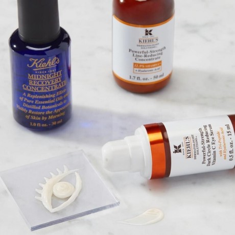Kiehl’s Powerful-Strength Line-Reducing & Dark Circle Diminishing Vitamin C Eye Serum  Сыворотка для кожи вокруг глаз Powerful-Strength, сокращающая морщины и уменьшающая темные круги под глазами с витамином С 15мл