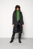 Tommy Hilfiger GLOBAL MAXI Down coat black GLOBAL MAXI Пуховик черный