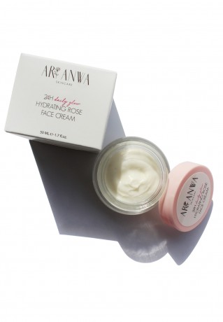 ARI ANWA Skincare 24H Daily Glow Hydrating Rose Feuchtigkeitscreme  24H Daily Glow Увлажняющее Увлажняющее Средство с Розой