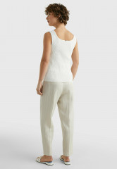 Tommy Hilfiger SLIM FIT  Top weathered white SLIM FIT отлично выветрившийся белый