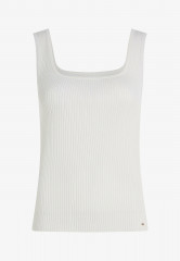 Tommy Hilfiger SLIM FIT  Top weathered white SLIM FIT отлично выветрившийся белый