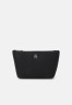 Tommy Hilfiger EMBLEM WASHBAG Wash bag black EMBLEM WASHBAG Мешок для стирки черный