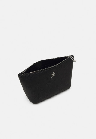 Tommy Hilfiger EMBLEM WASHBAG Wash bag black EMBLEM WASHBAG Мешок для стирки черный