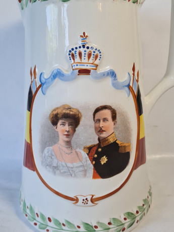 Кувшин винтажный Imprele&Royal с портретом бельгийской королевской четы, керамика, 27 x 20 см, Германия, 1960-70гг.