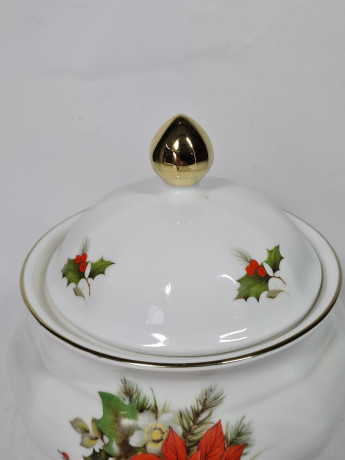 Чаша винтажная Wundsiedel Bavaria с крышкой "Пуансеттия", фарфор, 16 х 15 см, Германия, 1960-70гг.