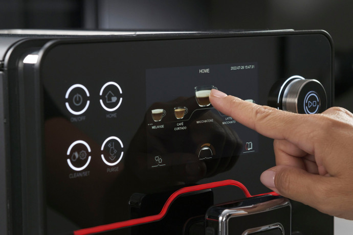 Gaggia Gaggia Kaffeevollautomat Accademia, hochwertige schwarze Glasfront  Полностью автоматическая кофемашина Gaggia Accademia, передняя панель из высококачественного черного стекла