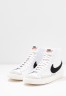 Nike Sportswear BLAZER MID 77 Sneaker high white/black/sail blanc  BLAZER MID 77 Высокие кроссовки женские белый/черный/парусный блан