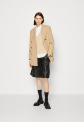 Tommy Hilfiger RELAXED BLAZER Short coat classic beige РЕЛАКСИРОВАННЫЙ ПИДЖАК Короткое пальто классический бежевый