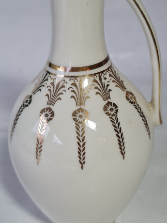 Ваза-кувшин винтажная Bavaria с золотым орнаментом, средняя, фарфор, 16.5 см, Германия, 1960-70гг.