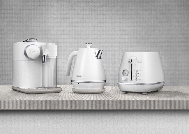 De'Longhi De'Longhi Wasserkocher Distinta Moments, KBIN 2001.W – Sunshine White, 1,7 l, 2000 W Чайник De'Longhi Distinta Moments, KBIN 2001.W Sunshine White, 1,7 л, 2000 Вт