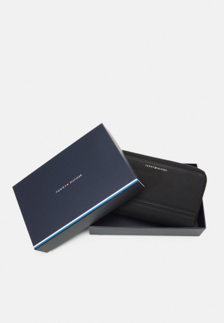 Tommy Hilfiger BUSINESS ORGANIZER UNISEX Wallet black БИЗНЕС-ОРГАНИЗАТОР УНИСЕКС Бумажник черный