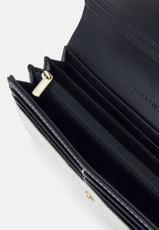 Tommy Hilfiger ICONIC FLAP MONO Wallet weathered white ICONIC FLAP MONO Бумажник выветрившийся белый