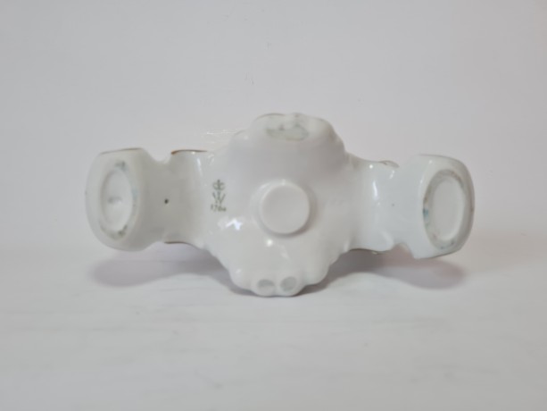 Подсвечник винтажный Wallendorfer для двух свечей, с позолотой, фарфор, 9 х 16 см, Германия, 1960-70гг.