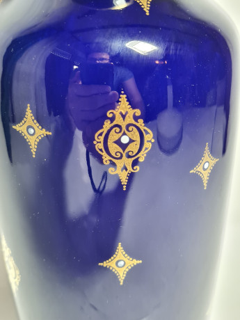 Ваза винтажная Echt Kobalt, синяя с золотистым узором, фарфор, 26 см, ГДР, 1970-80гг.