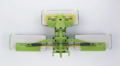 Bruder BRUDER 02218 Claas Dreifach-Mahwerk 8550 C