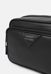 Tommy Hilfiger CAMERA Across body bag black CAMERA Сумка через плечо черный
